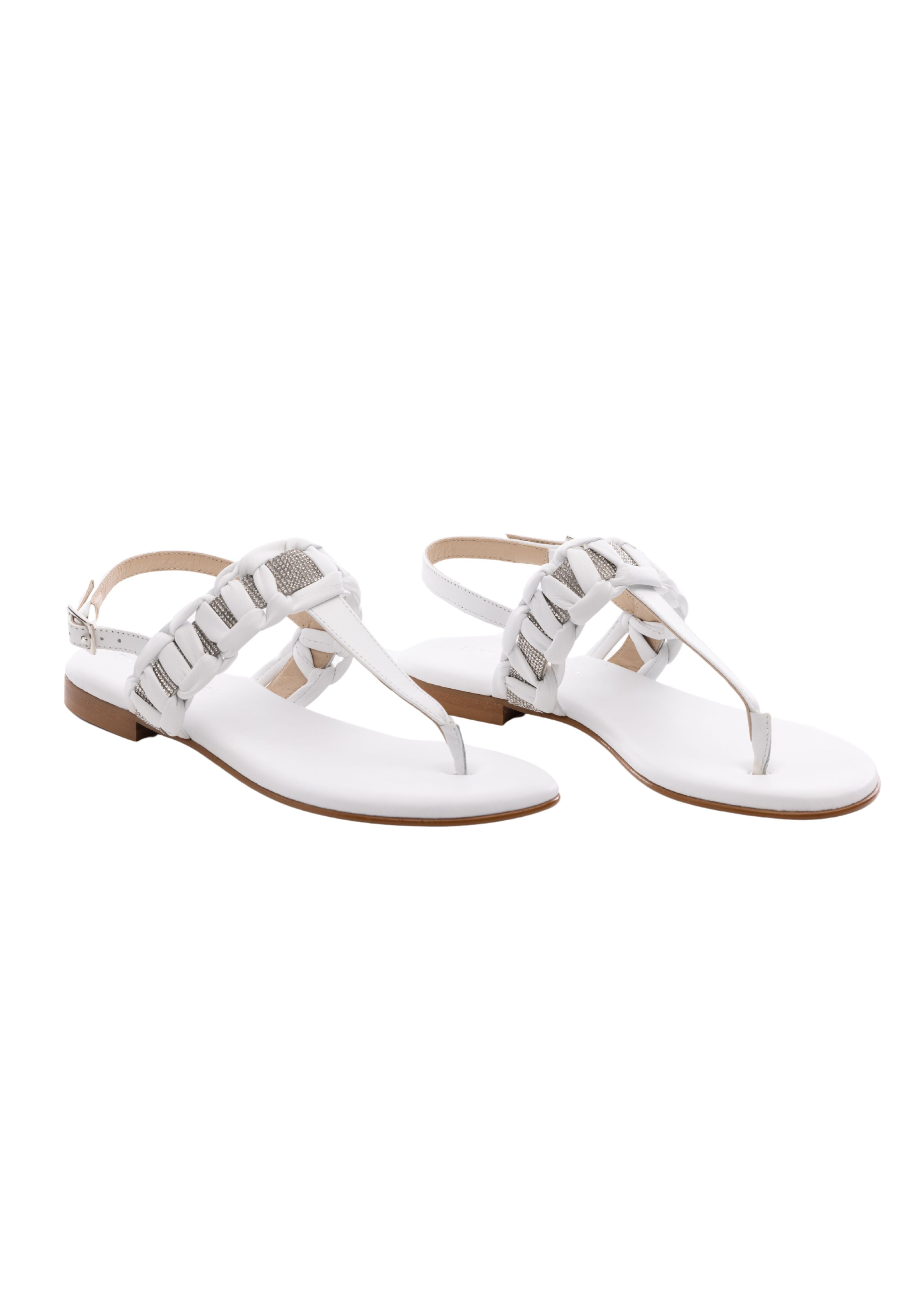 Azzura White Flat