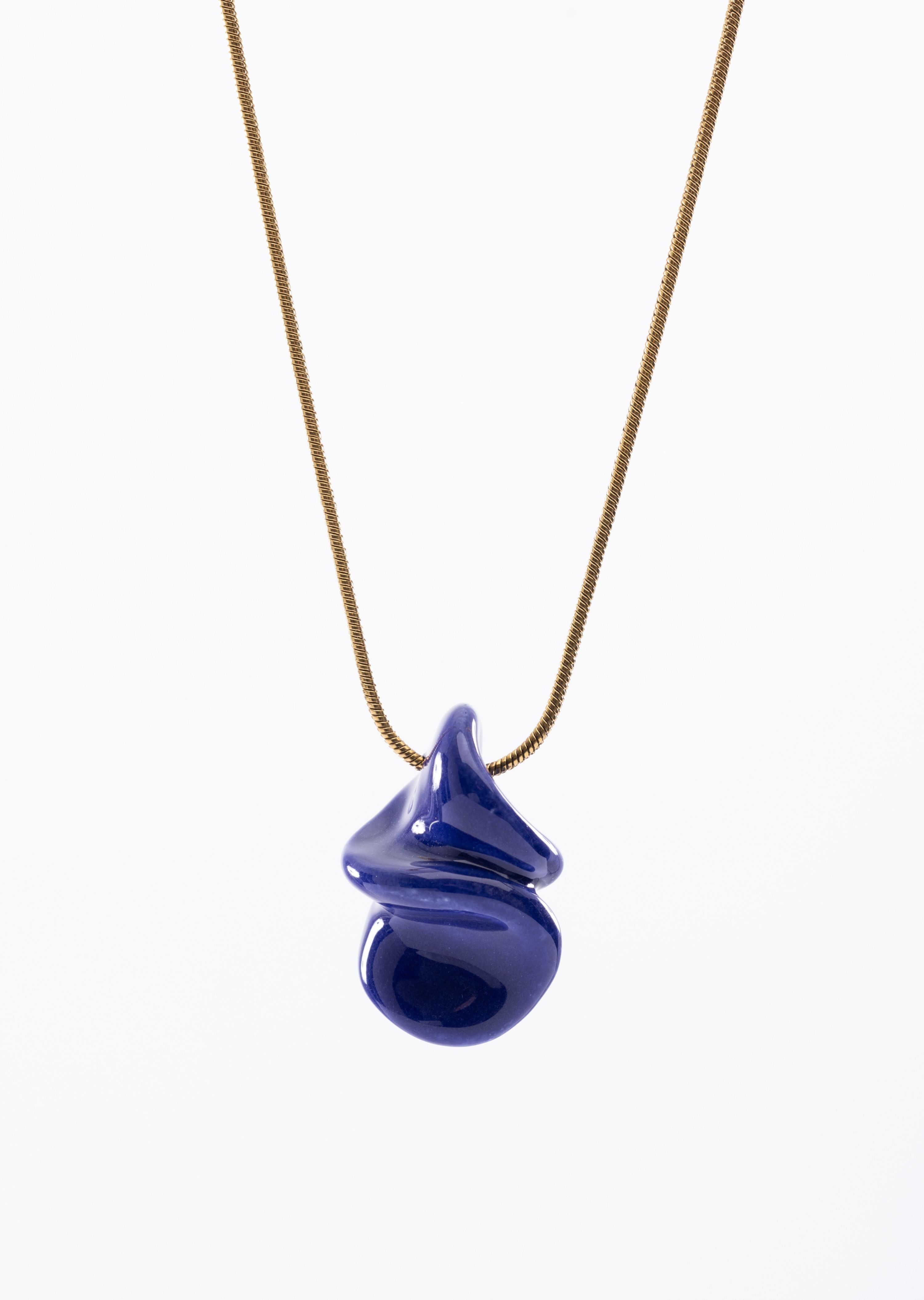Twist Ceramic Pendant Necklace (TG-92228)