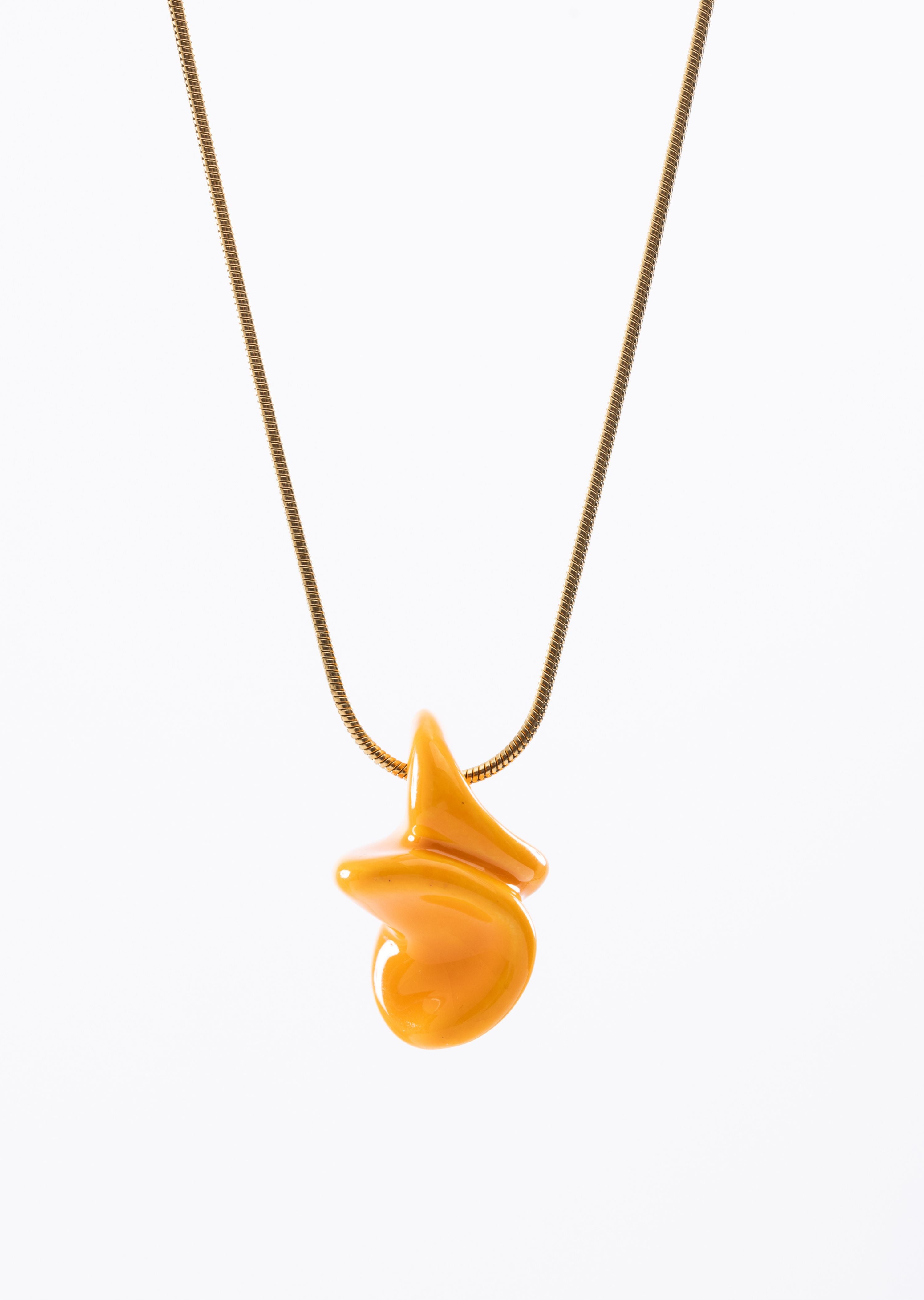 Twist Ceramic Pendant Necklace (TG-92228)