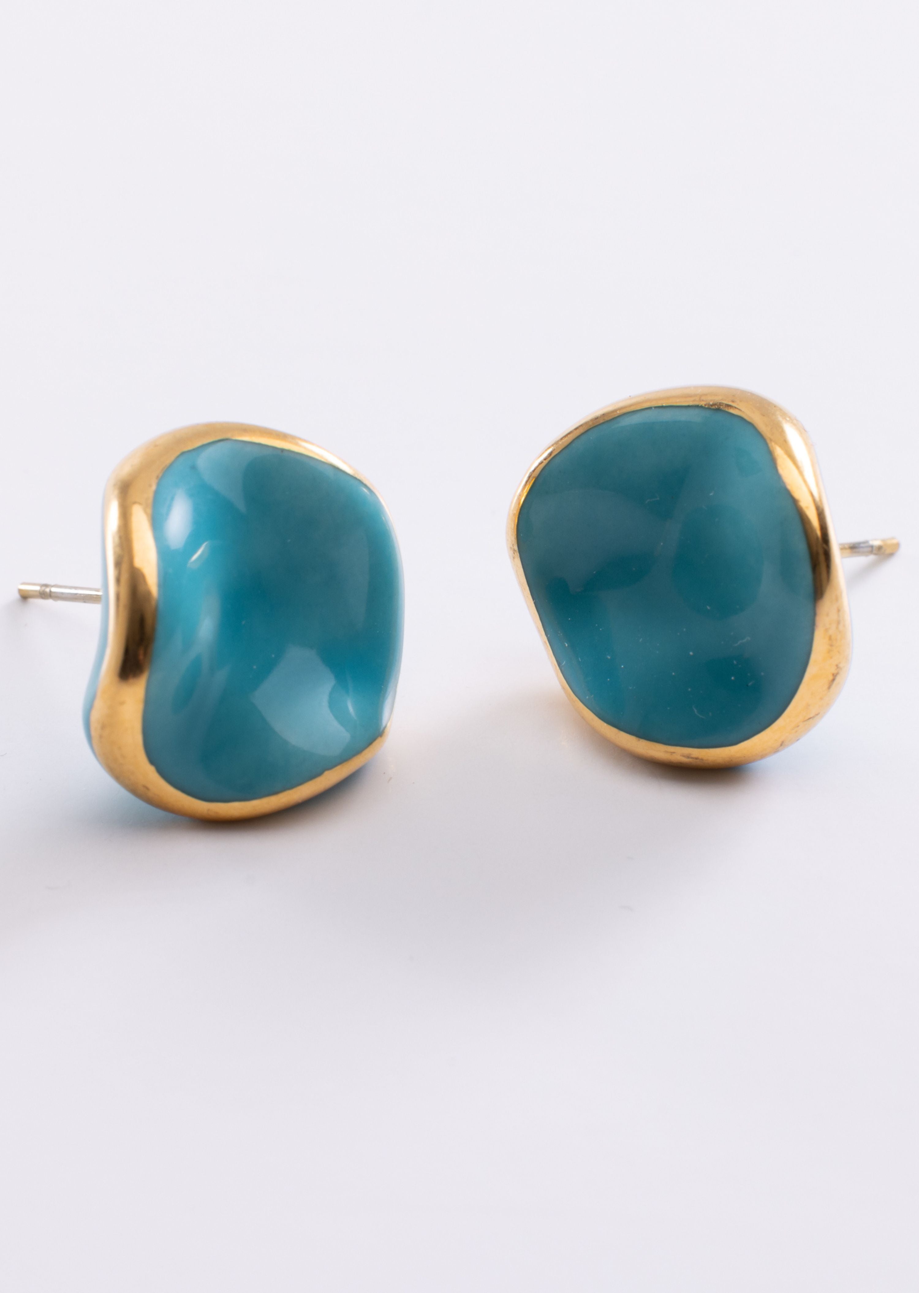 Wavy Post Back Earring (TG-910414)
