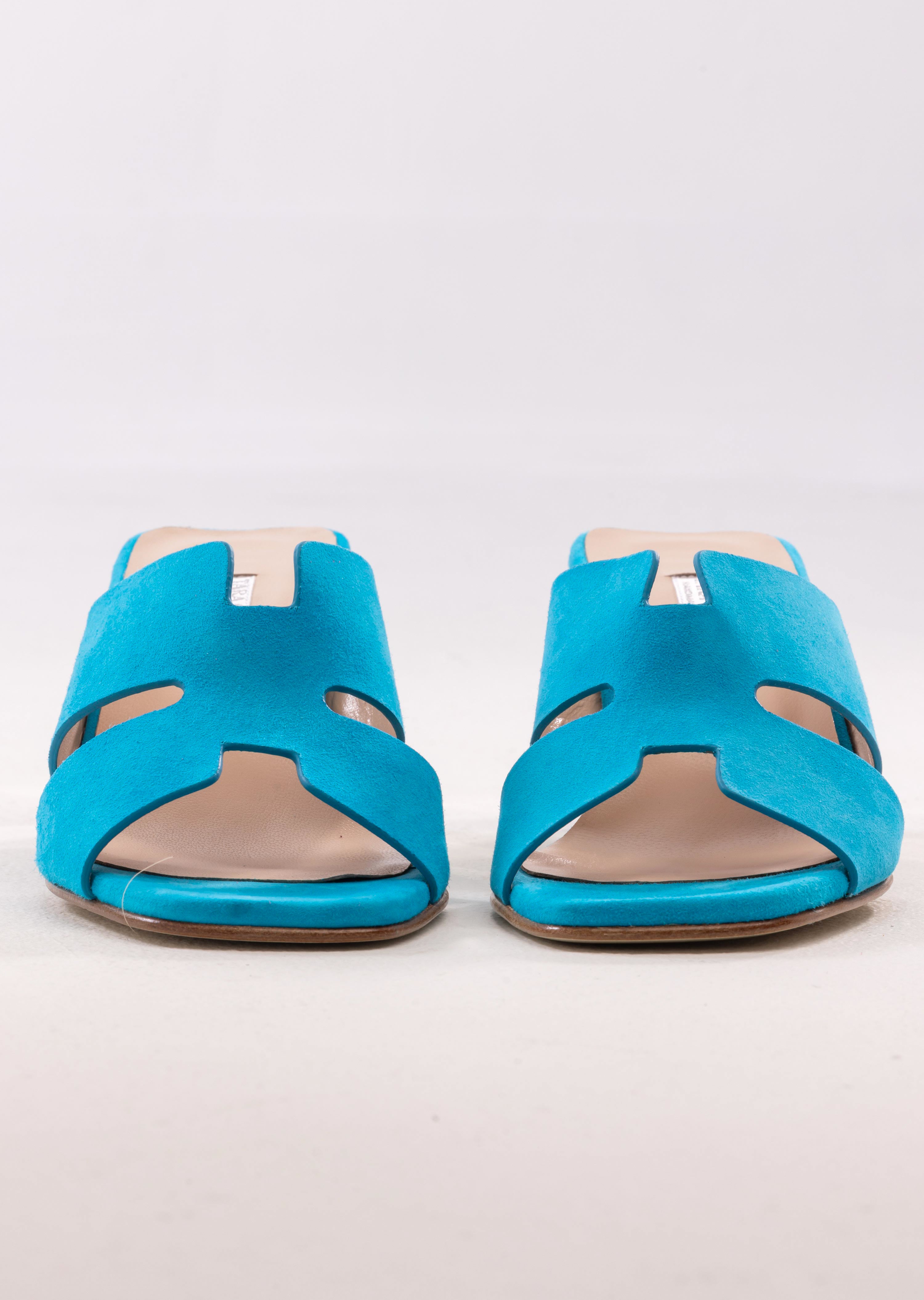 Cerulean Suede Delaney Vamp