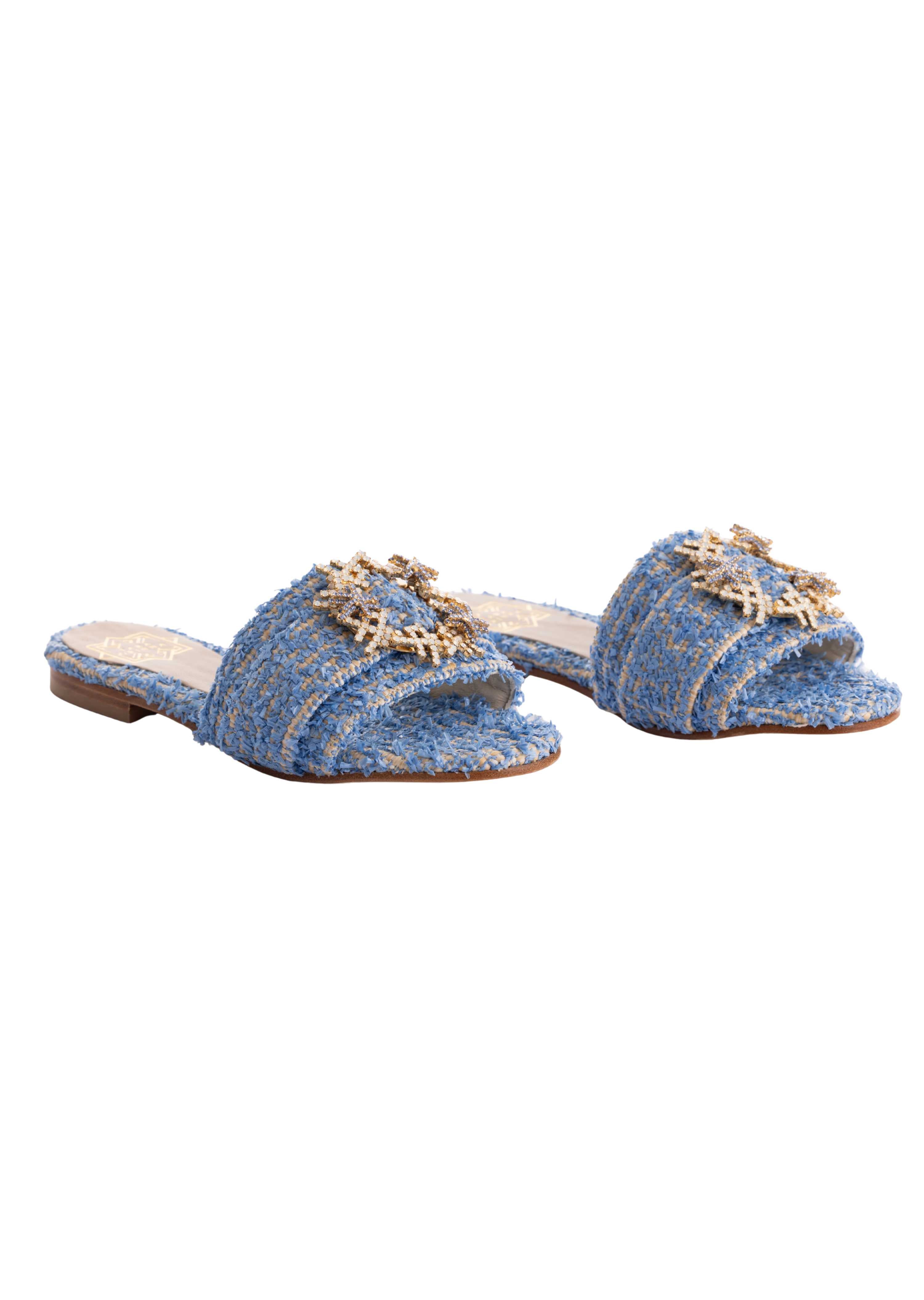 Cari Flat Slide