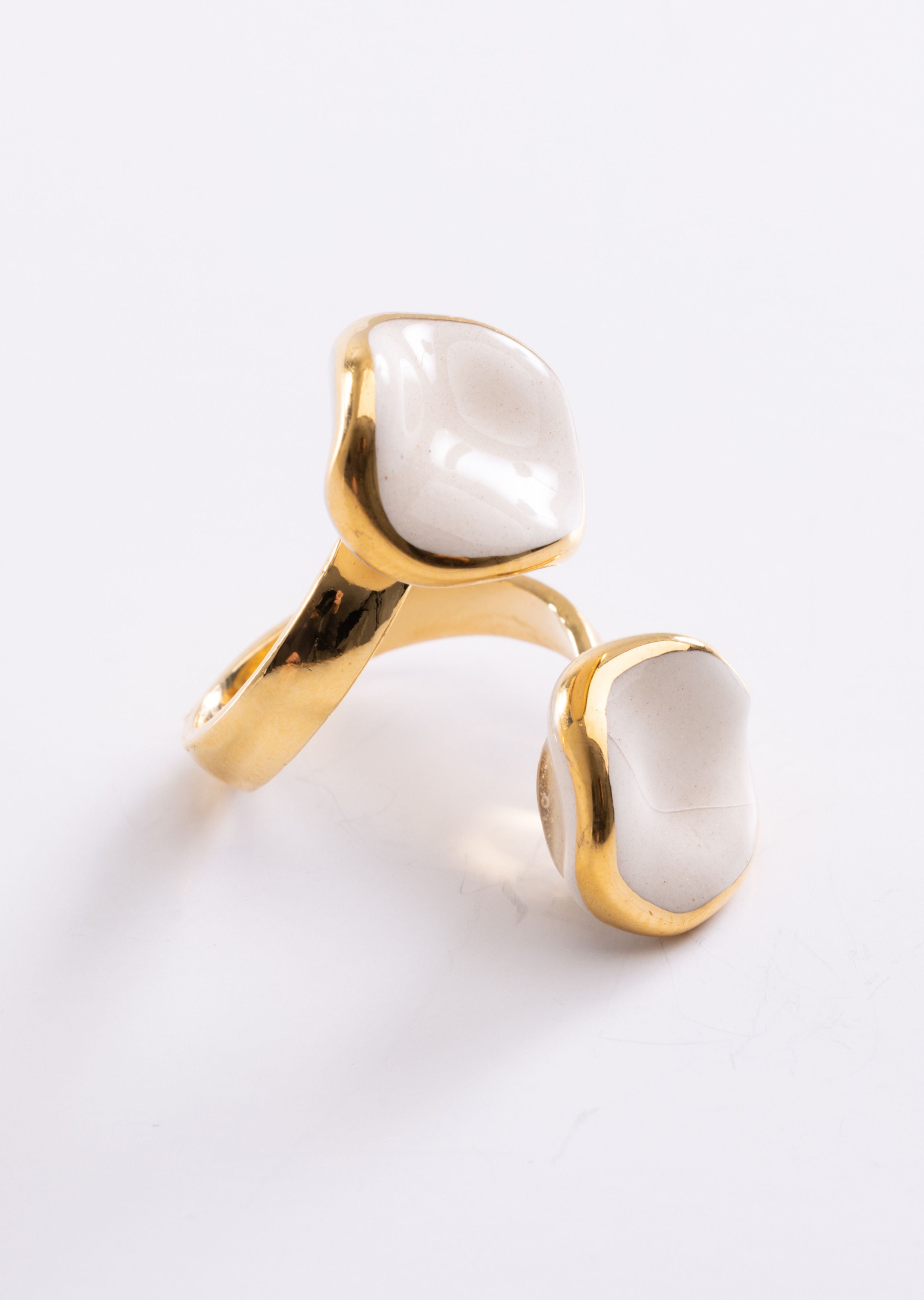 Wavy Double Stud Ring (TG-9490)