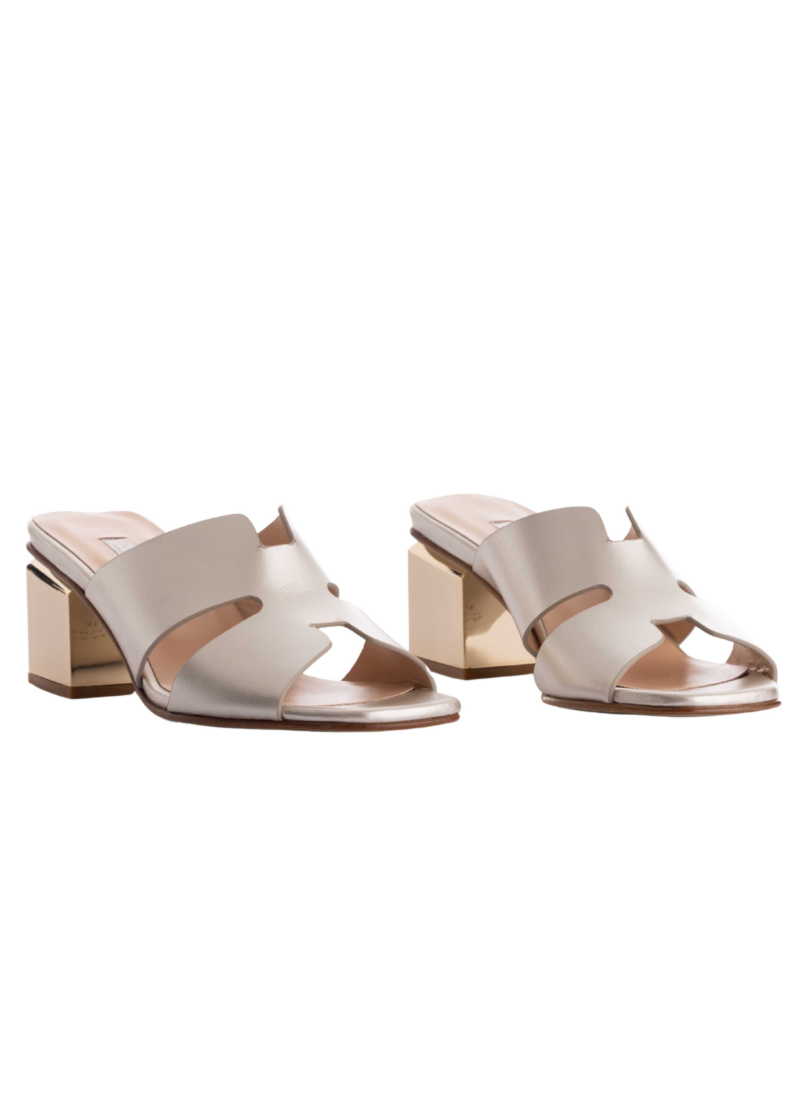 The Delaney Vamp in Platinum