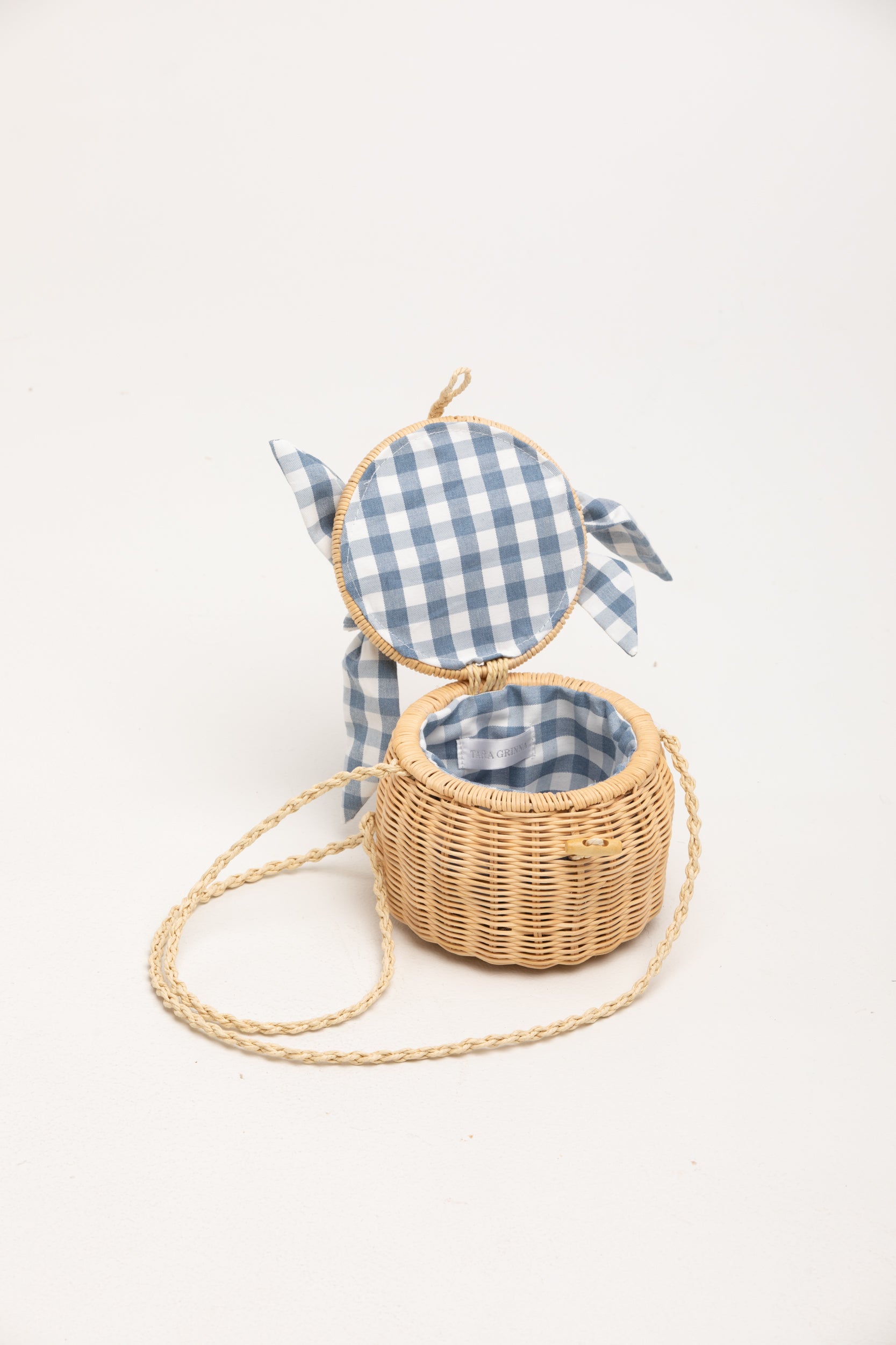 City Lights Collection-Picnic Wicker Hand Bag in Light Blue